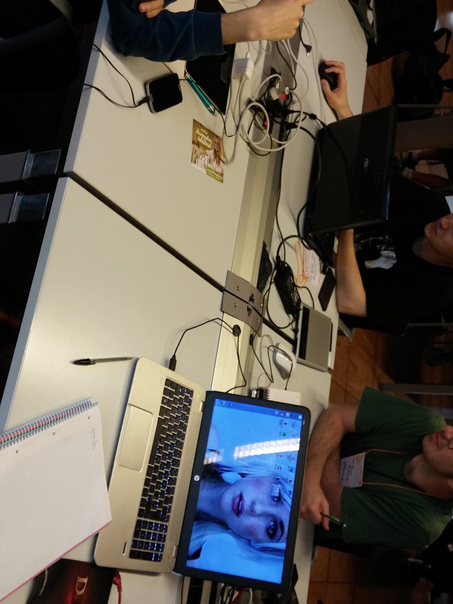 PolseStudios's tweet photo. Pølse Studios at the @JamTodayEU #Videogames #ENTI https://t.co/jB6efKHCXU