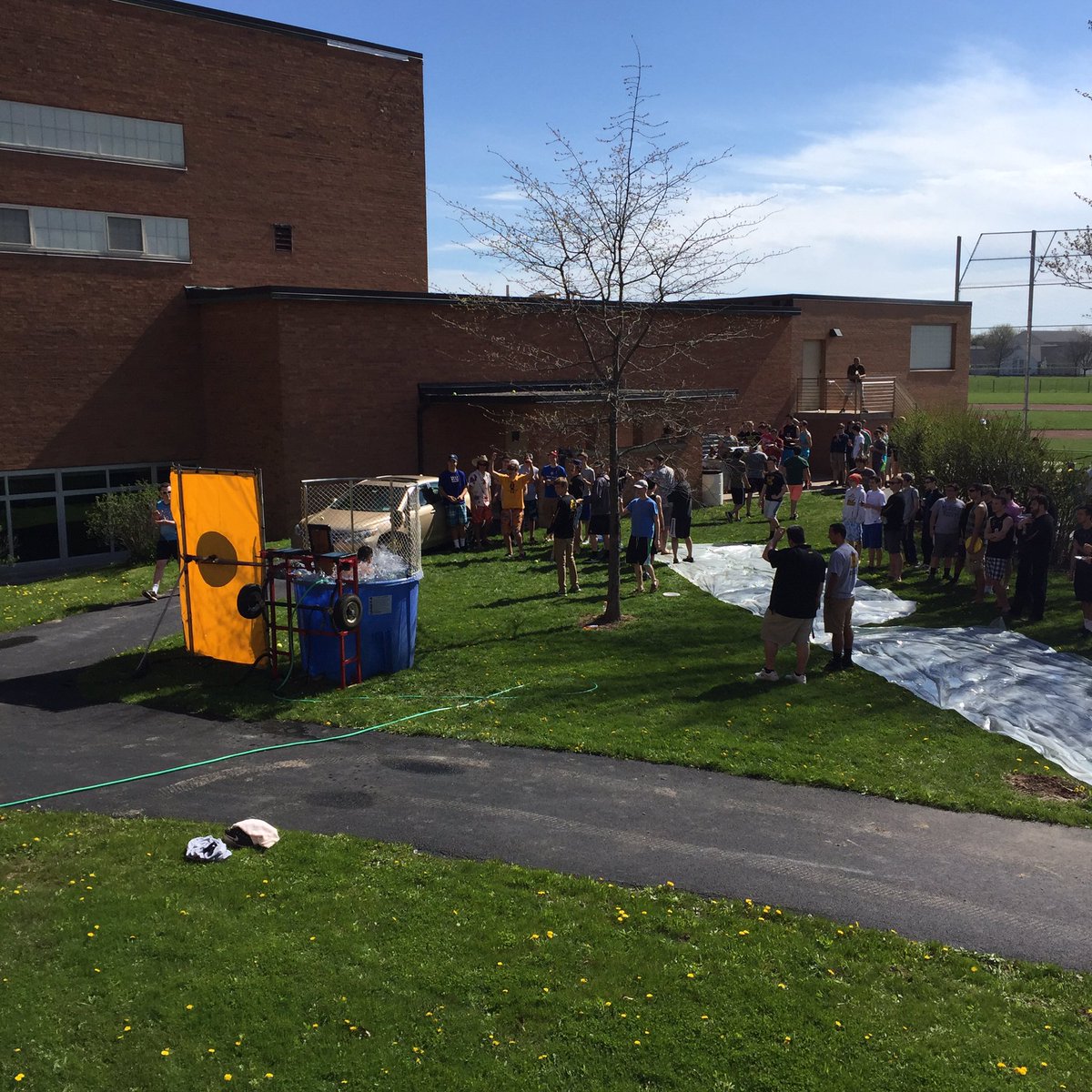 McQ_Principal's tweet photo. Scenes from seniors' final day here at McQ.... https://t.co/8Tw5BbWbpK