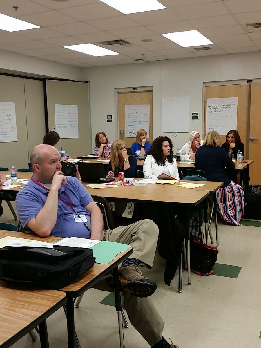 sradford214's tweet photo. UDL ROCKS! Multiple ways of Representation... #VCSUDL https://t.co/Zn99W5FbMm