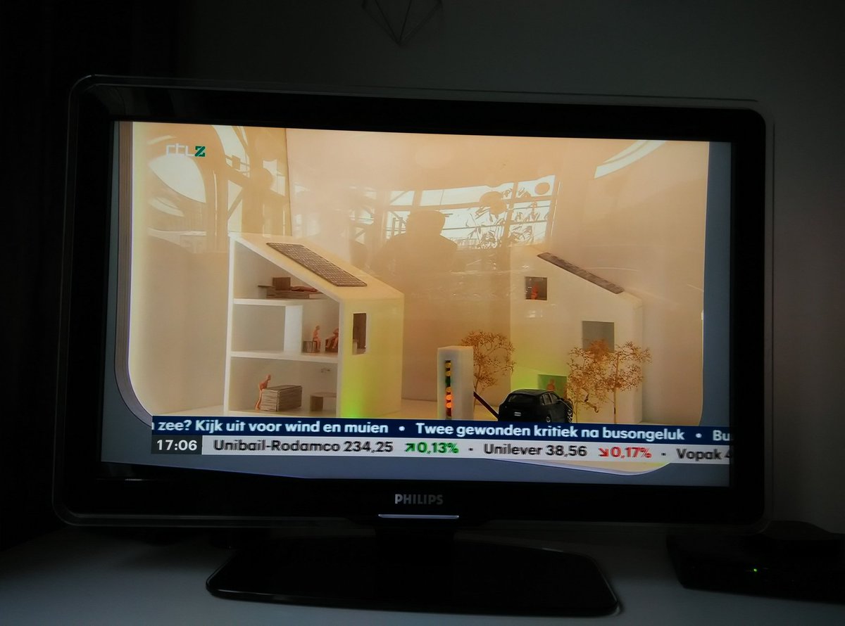 twetering's tweet photo. Nu live bij @RTLZ om te vertellen over #cpeu4 en @blocks030 Straks terug te kijken via https://t.co/QejGejGART https://t.co/2GLcivJq7S