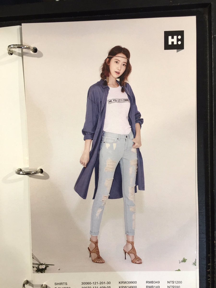 [OTHER][27-07-2015]YoonA trở thành người mẫu mới cho dòng thời trang "H:CONNECT" - Page 4 ChyIQIjUYAA1Eqd