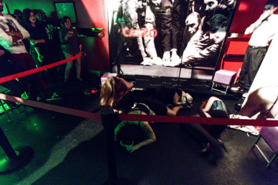 Inquietass's tweet photo. Inquietudes sobre el escenario. #inquietass #cabaret #teatro #música #danza #aéreos #espectáculo #pasión #escenario https://t.co/e5Ic8lSg0j