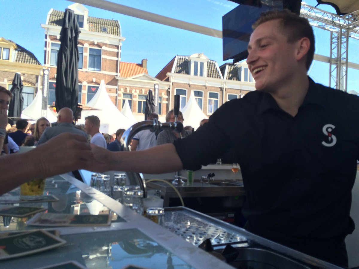 Ook vandaag worden de biertjes weer getapt met een grote glimlach! #proefamersfoort #werkenbijskanna