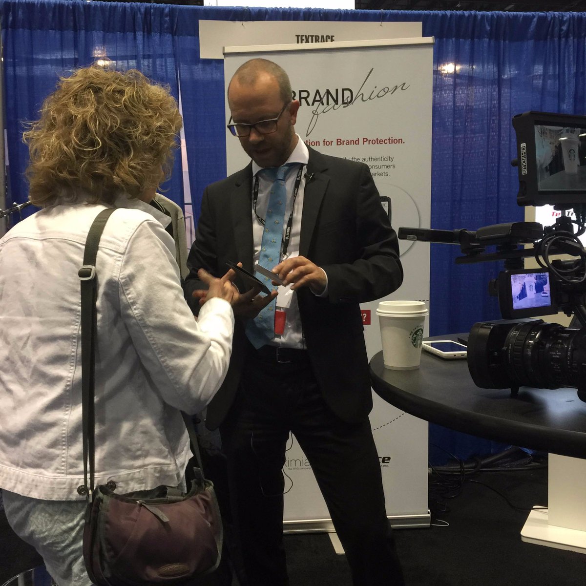 TexTrace tweet media