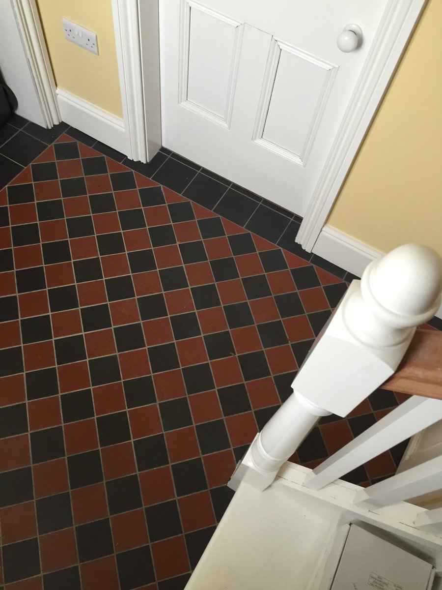 RawTiling's tweet image. Finally managed to take some pictures of the @OriginalStyleUK geometric floor and Victorian bathroom I completed.