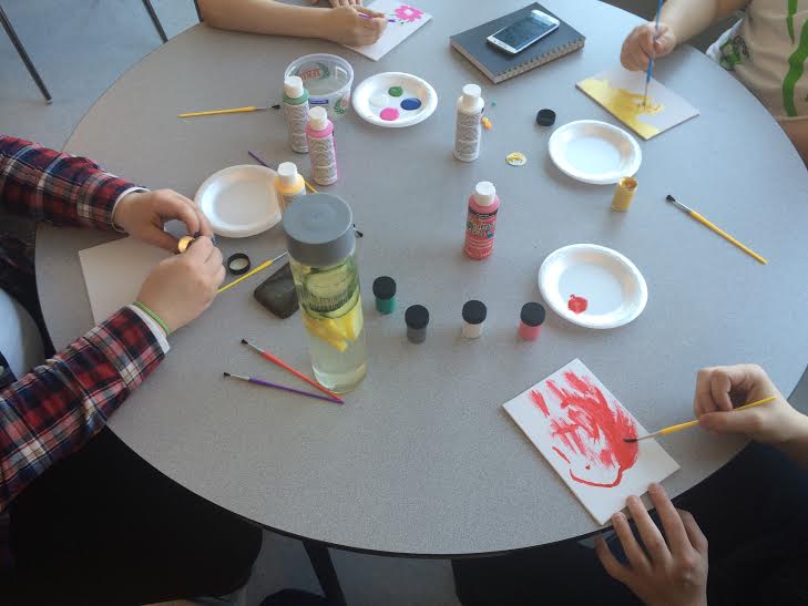 VolunteerSuds's tweet photo. Thanks to all the @SudburySec kids who came out to art therapy today! #ctwyouth #mhwsuds #syvc https://t.co/nzWHzVrX6W