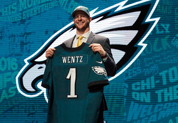 Eagles's tweet photo. "Ready to be an Eagle? We're ready to have you here." #FlyEaglesFly

https://t.co/S2VCYyMB6L https://t.co/mH07vyCLUu