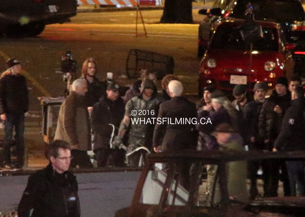 ArrowUpdates's tweet photo. 📷 - BTS DU 4x23 [1] : https://t.co/6KgyfxgsHi