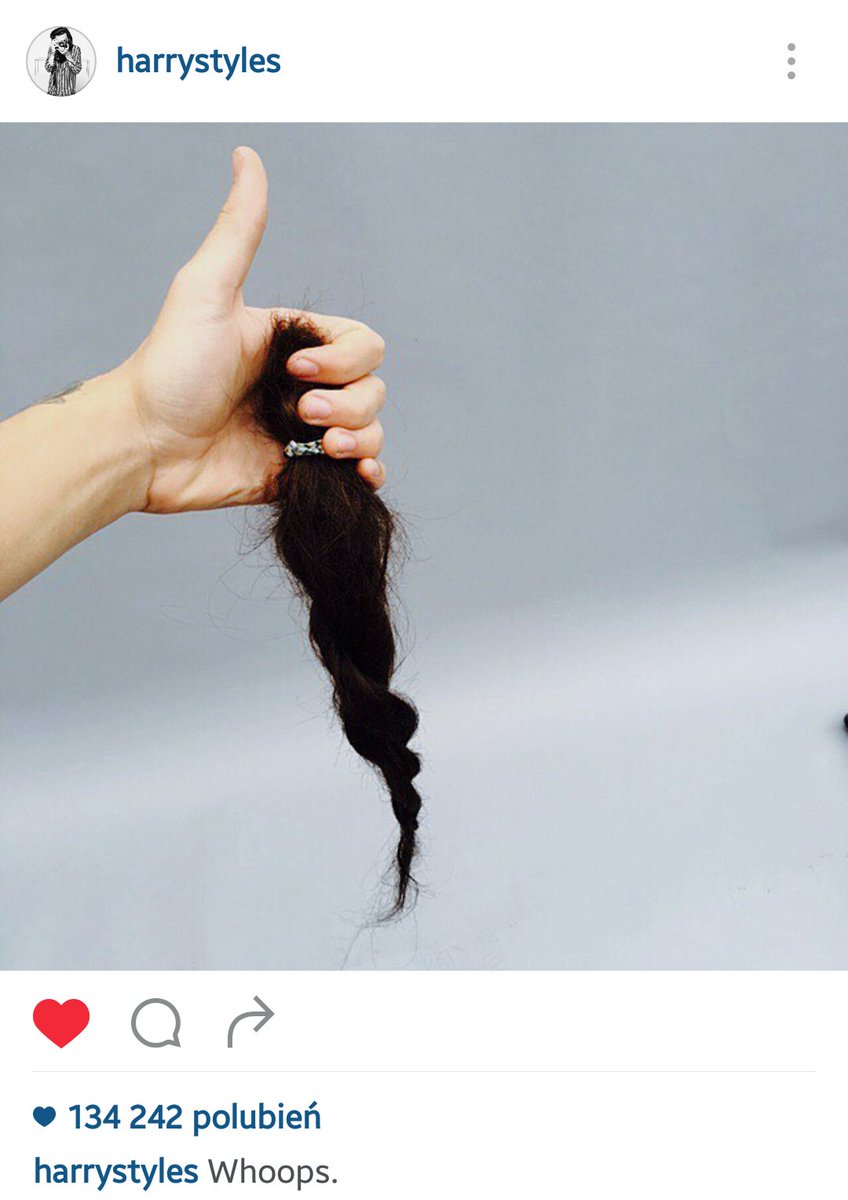 Dms_For_U_'s tweet photo. #RIPHarrysHair 

I am so proud of you @Harry_Styles 

/ Lou 💕 https://t.co/bIoq1x8OFZ