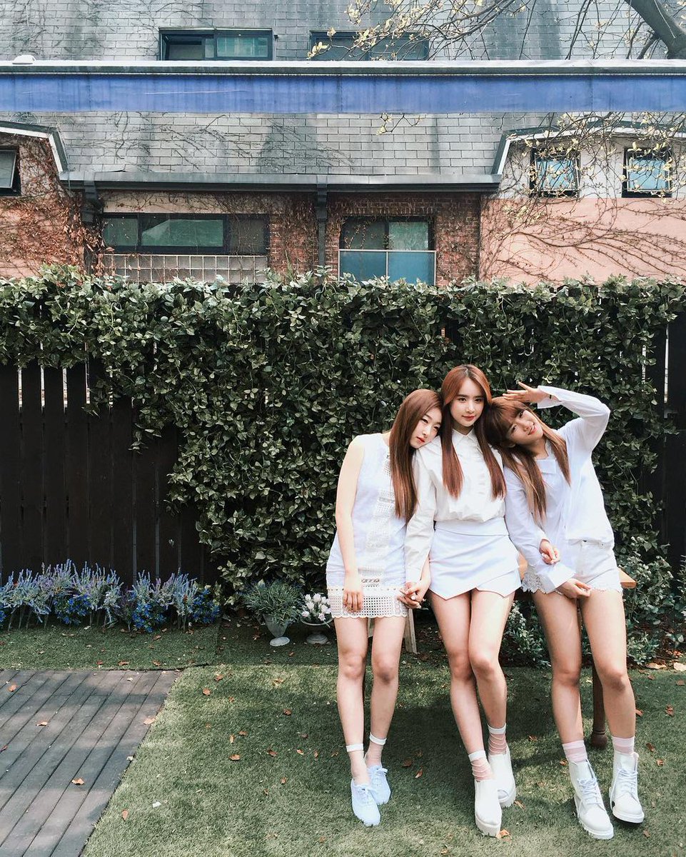 SeolA_94's tweet photo. ☘ #WJSN #Sweetunit #수빈 #설아 #엑시 #우주소녀 https://t.co/z9Ds4M9zvC