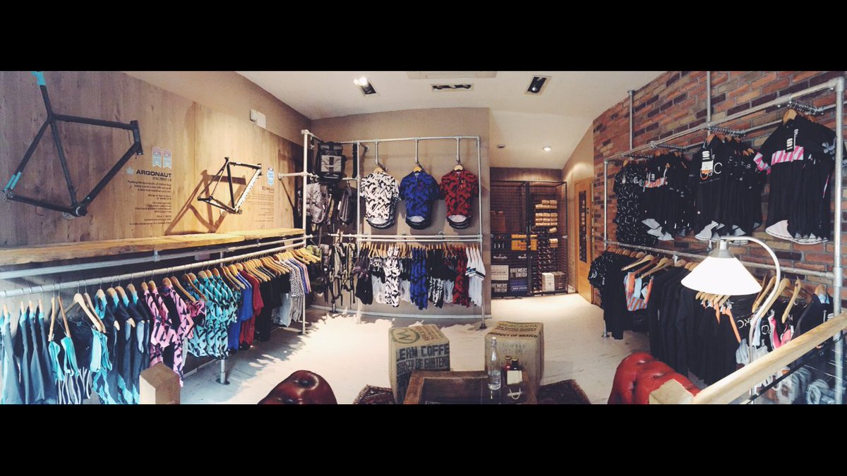 #SunsOutGunsOut | #newkitday in store now!! | <a href="/sportful/">life</a> <a href="/attaquercycling/">ATTAQUER</a> <a href="/TheAthleticPDX/">The Athletic</a>  | buff.ly/1O255UC