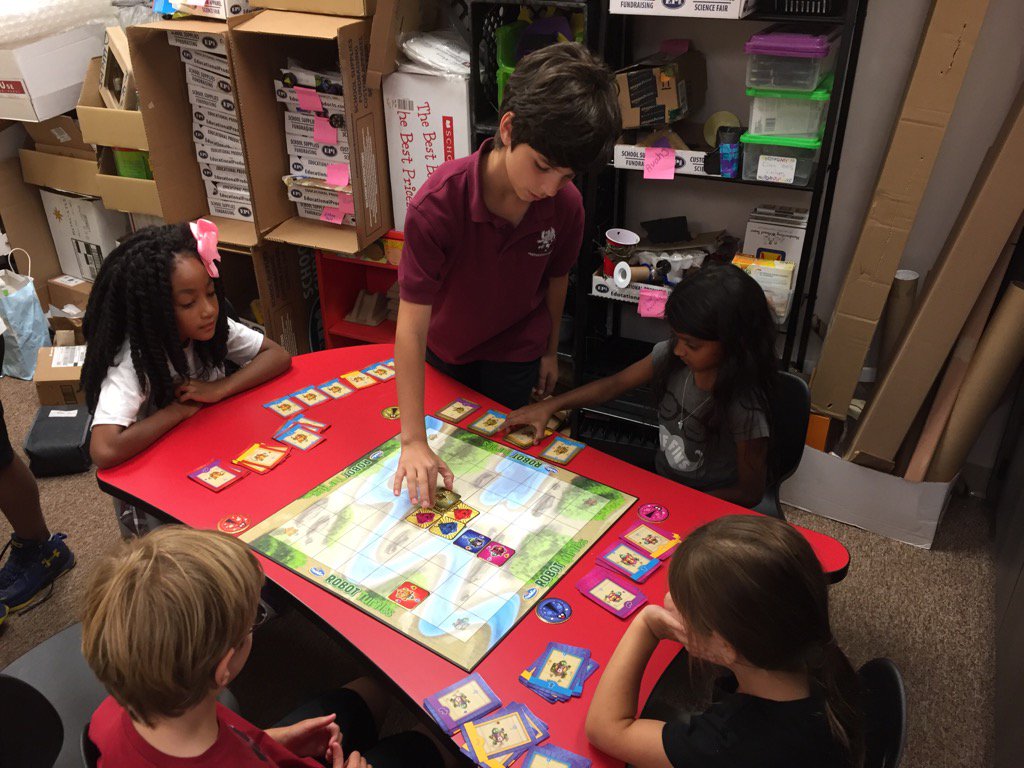 christinalaoshi's tweet photo. 5th grade helper @LakeMaryPrep #LMPThinkTank moving Turtles for @ThinkFun #RobotTurtles played by Ks! @danshapiro https://t.co/YRxuZf9ZmE
