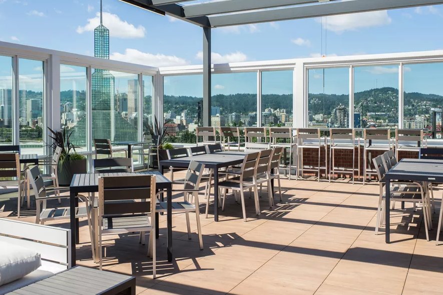 eaterpdx's tweet photo. If it's sunny and you have to eat, why not do it on one of these 21 outdoor patios?https://t.co/zLrTaVib9C https://t.co/25VhI4gV31