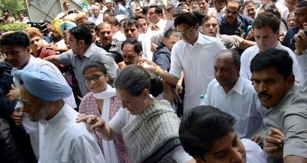 DeependerSHooda's tweet photo. We @INCIndia, marched against a govt that wants us to forget its failures by hurling false allegations on opposition https://t.co/OEK5zliBQF