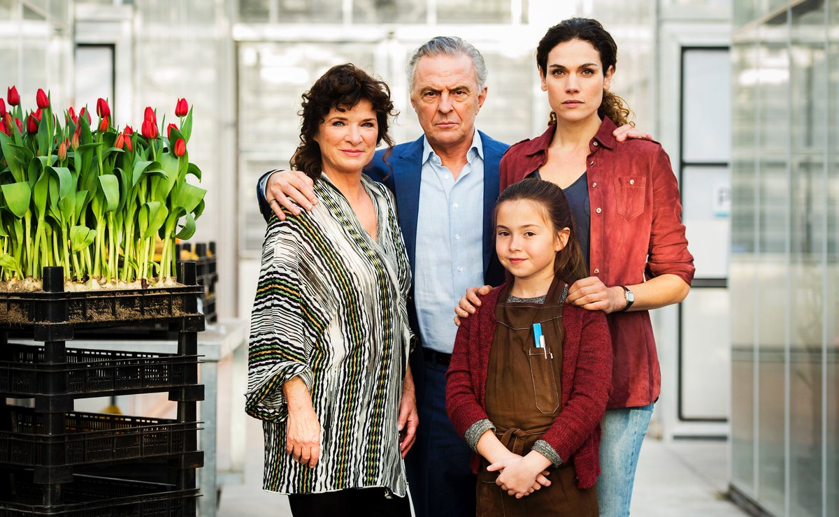 Tweede seizoen <a href="/ZwarteTulp/">Zwarte Tulp</a> met oa @Hademini en <a href="/anna_drijver/">Anna Drijver</a> vanaf vandaag te zien bij @VideolandOnline