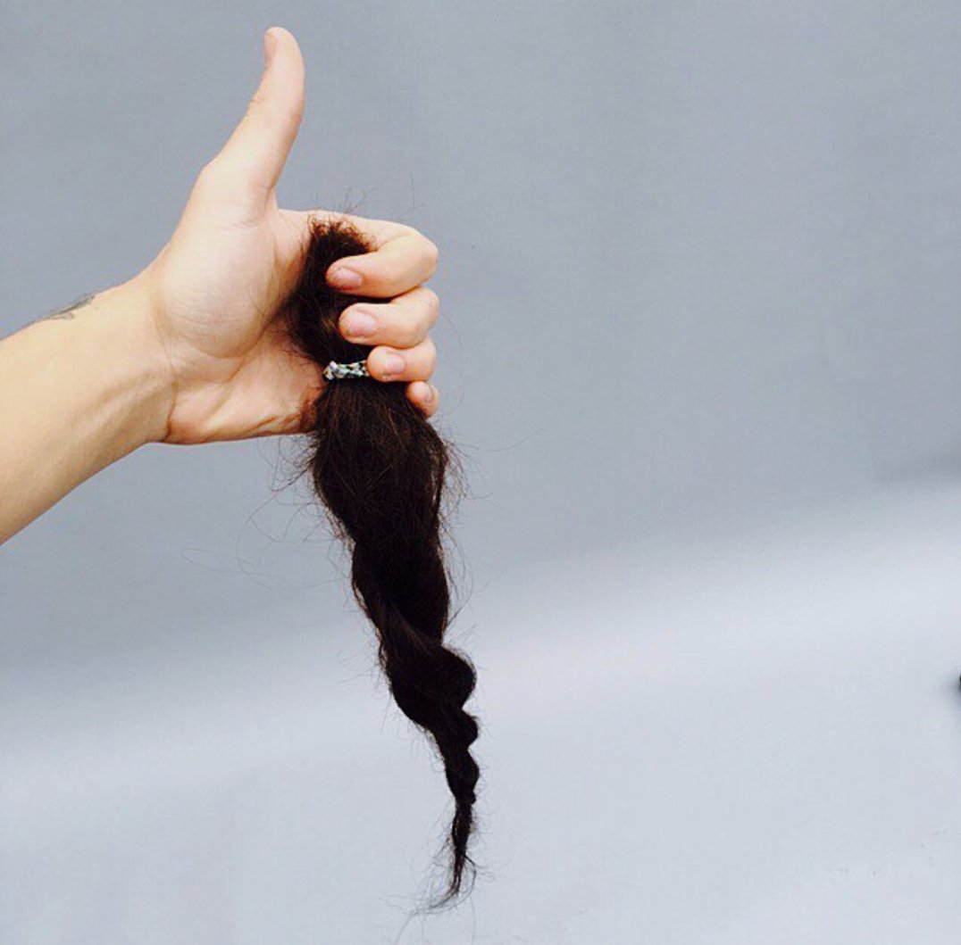 emmarosenjh's tweet photo. nope
#RIPStyles
#RIPHarrysHair https://t.co/MxvqvnIXgQ