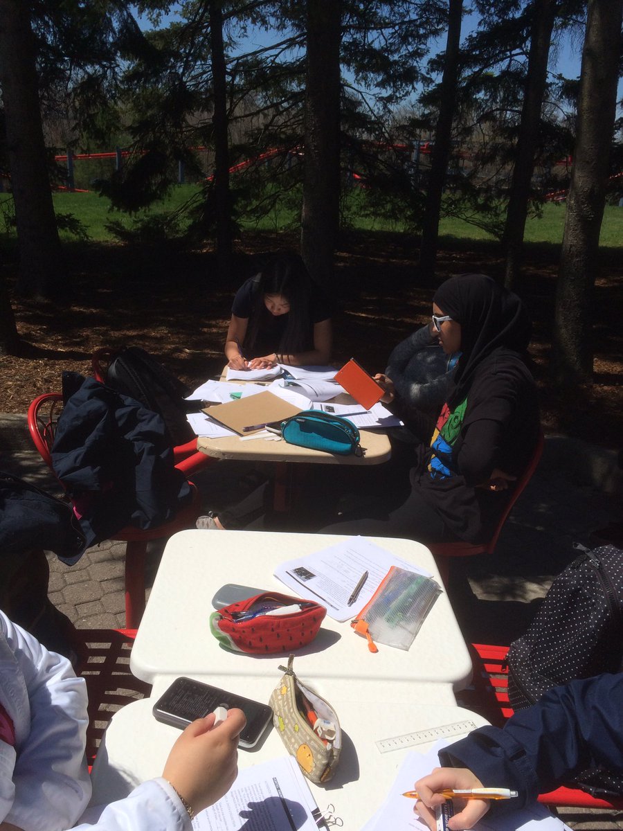 CSHarrop's tweet photo. Physics in action - Bethune at Wonderland. @TDSB_BethuneCI @TDSB_STEM https://t.co/1j3oNW1HTT