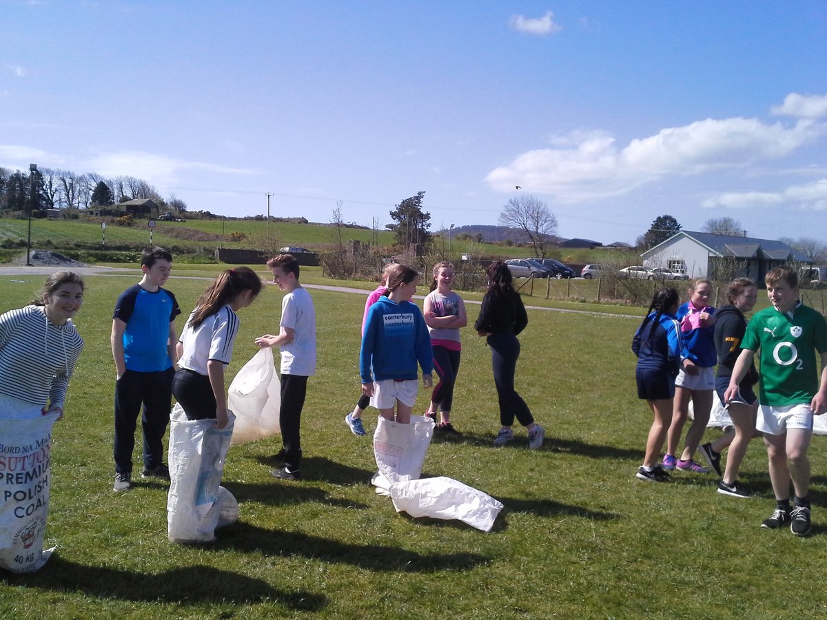 StFachtnas's tweet photo. Sports Day for all First Years going into Second Year in the new Skibbereen Community School. Organised by 4th Years https://t.co/6VSugM02eA