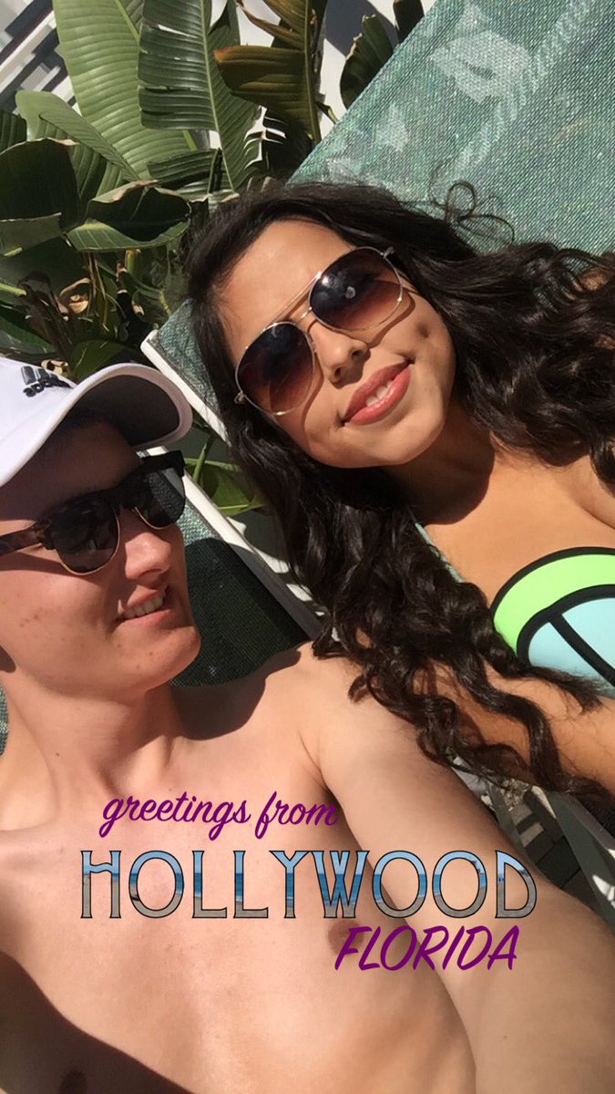 KristinSchanks tweet media