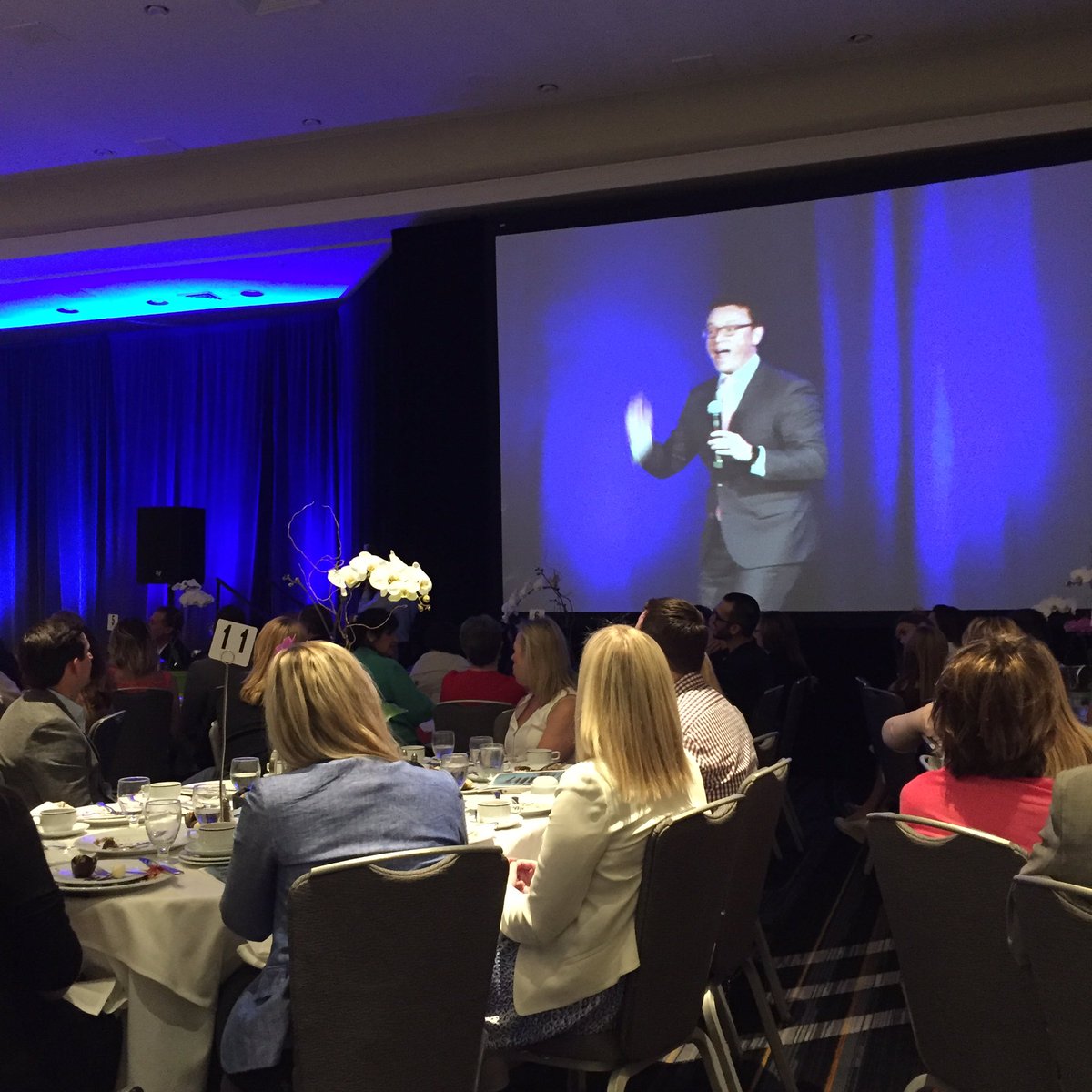 knn9127's tweet photo. When I say MOCSA, you say yeah! @MOCSAkc luncheon keynote speaker magic. https://t.co/i5FIGwUsW1