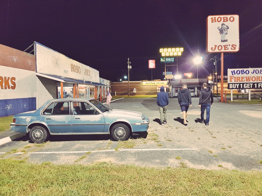 #theBoysAreBackinTown - Midnightsnack for <a href="/AthensTwilight/">AOC Twilight Criterium p/b Michelob Ultra</a> #speedweek #beapushbiker