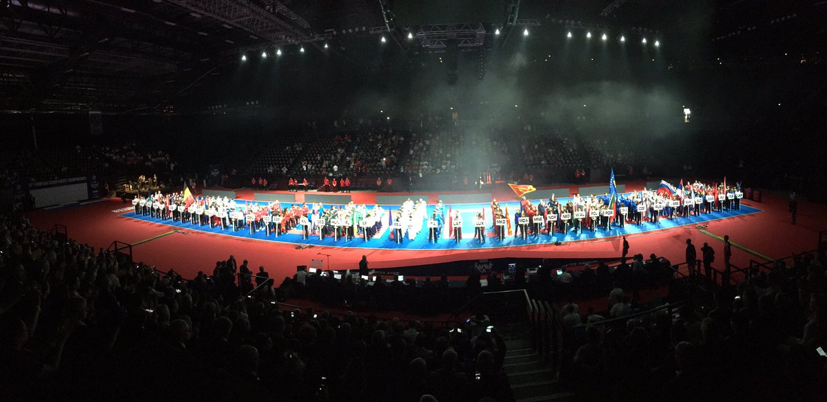 EV3NTofficiel's tweet photo. Cérémonie d'Ouverture des #EuroKarate2016 ! #RoadToMTP @ffkarate @wkf_tweet #byEv3nt https://t.co/FxLveDX7vp