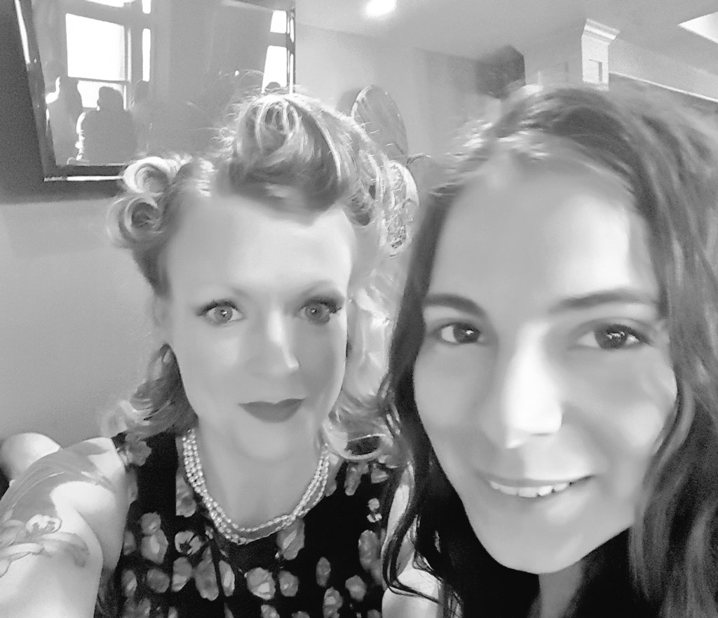bourbon_the's tweet photo. Met @CarlyMoffa last night at @bluegrassbrew Come see her tonight at the @DerbyBrewFest her vocals are beautiful! https://t.co/VOHdWYwB22