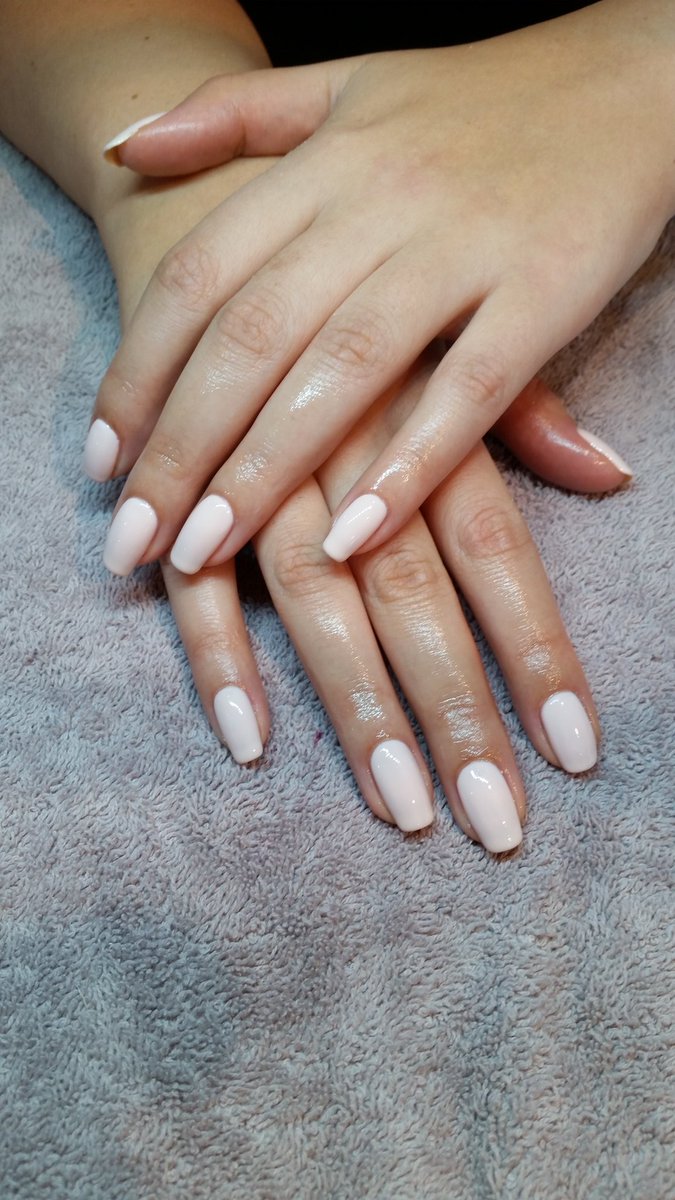 absolutelynails's tweet photo. I love this colour by @Artistic_Nail Love.
#nails #NailedIt #SP16 #Spring#pink https://t.co/61PNLl8q6E