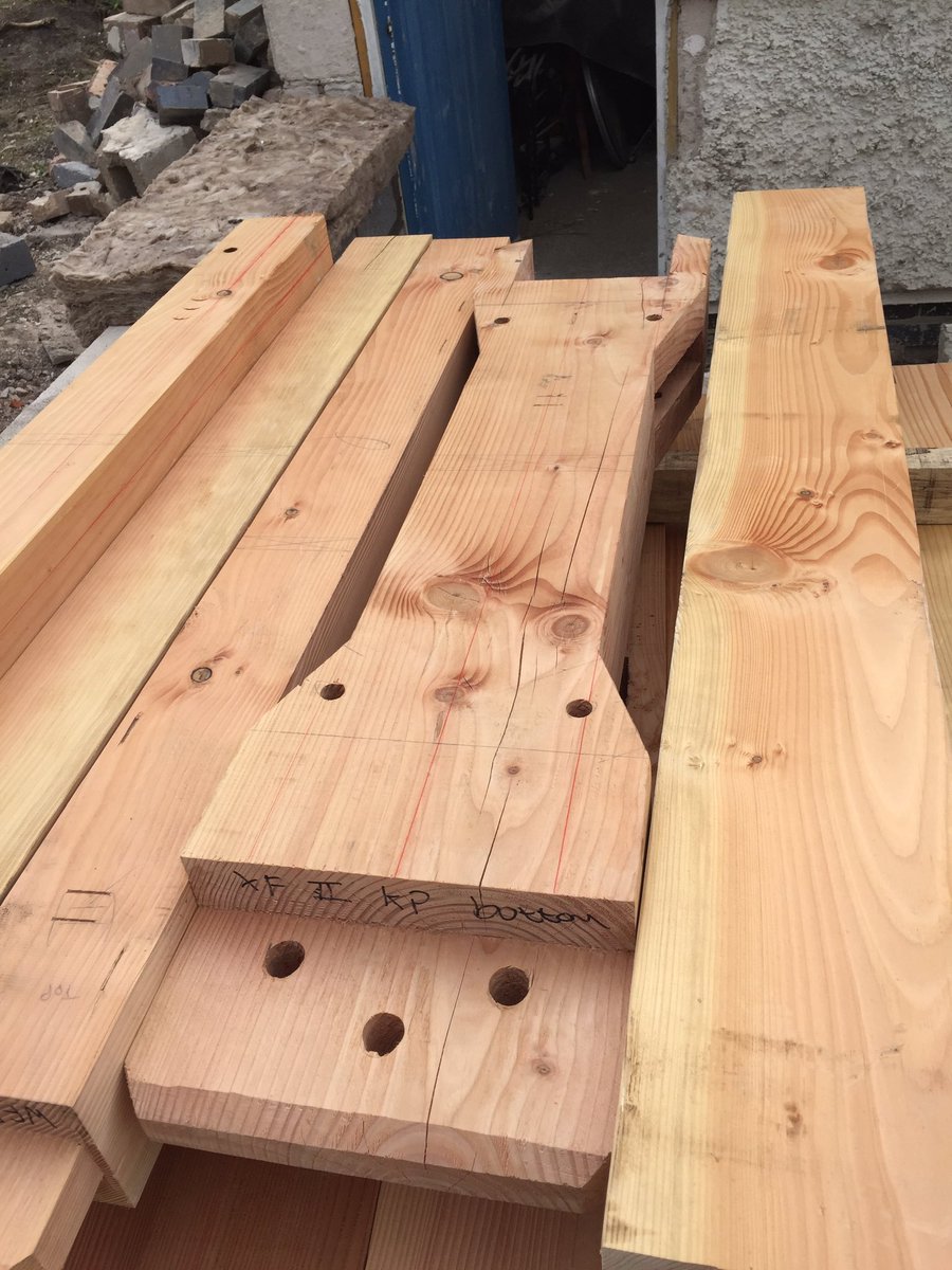 SC_Architects's tweet image. Part of the main frame delivered by @PeakOakFrames, can't wait to see this going up tomorrow #architecture