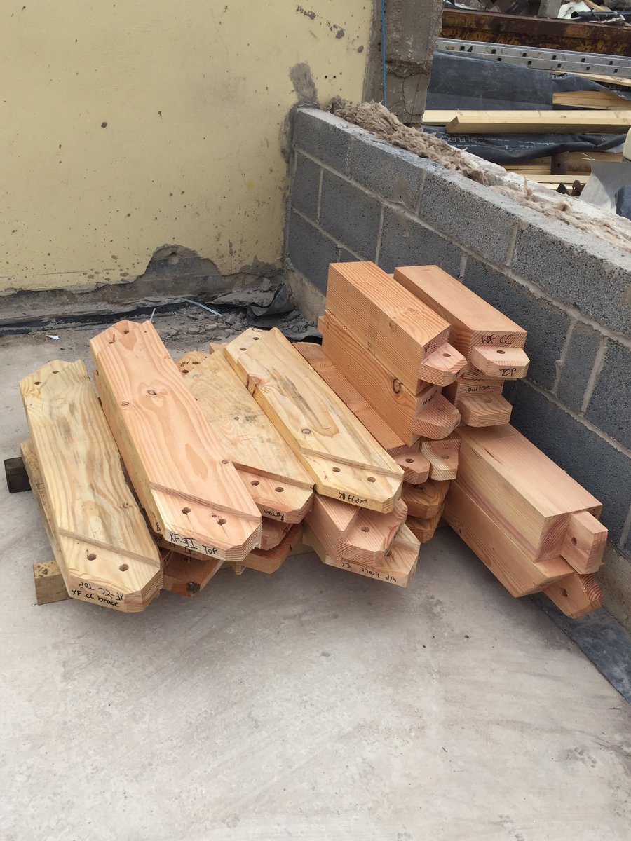 SC_Architects's tweet image. Part of the main frame delivered by @PeakOakFrames, can't wait to see this going up tomorrow #architecture