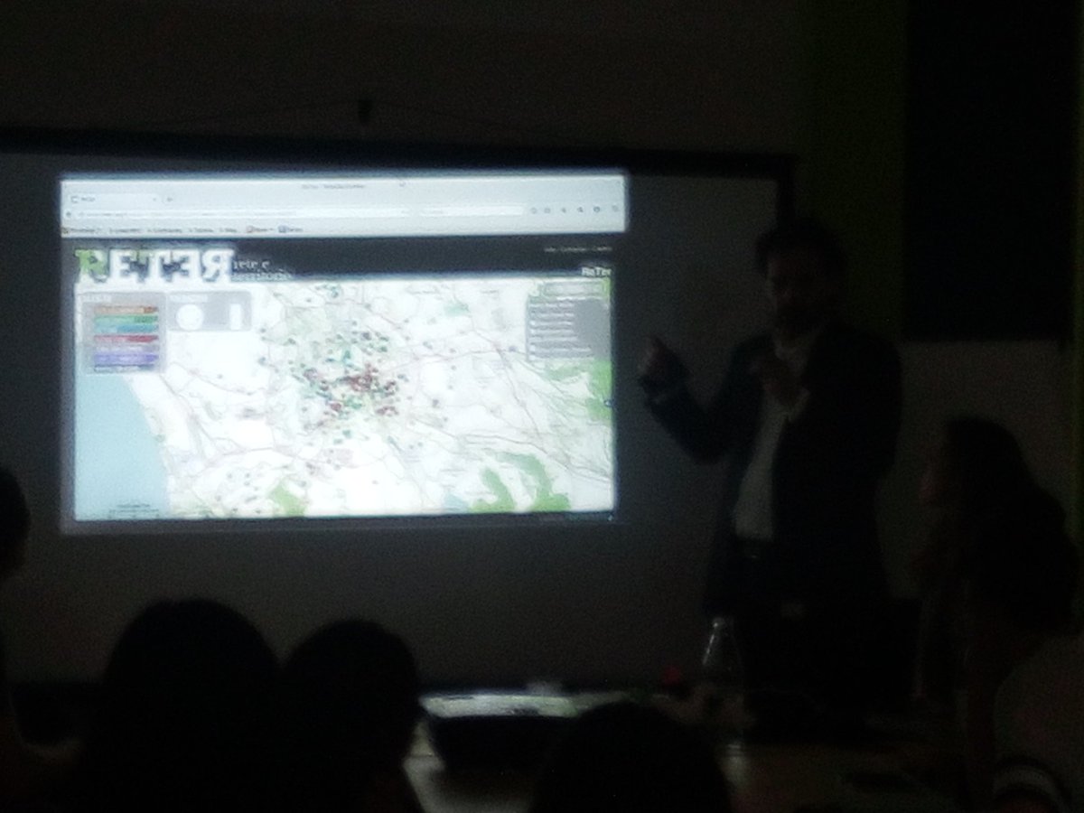 retermap's tweet photo. .@simomus su #reter #roma #rete e #territorio @Eutropian @Comuneinfo @danielapatti @lalvearecowo @CoReteRoma https://t.co/RJSFCGfyNN
