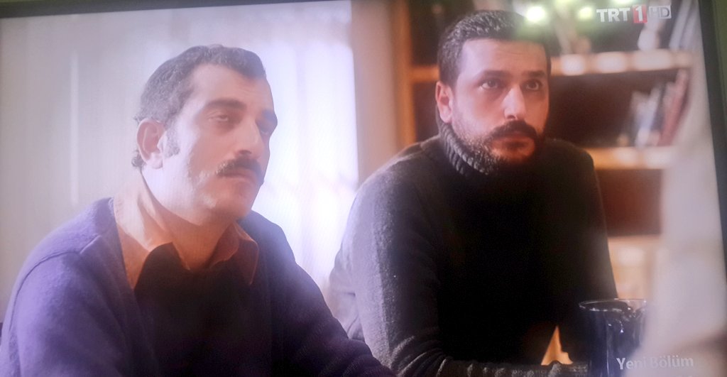 An itibariyle;) #sevdakusunkanadında dizisinde "Gazeteci Hayati' rolü ile <a href="/erkamaydar/">Erkam Aydar</a> Hoşgeldin diyoruz;) <a href="/trt1/">TRT 1</a>