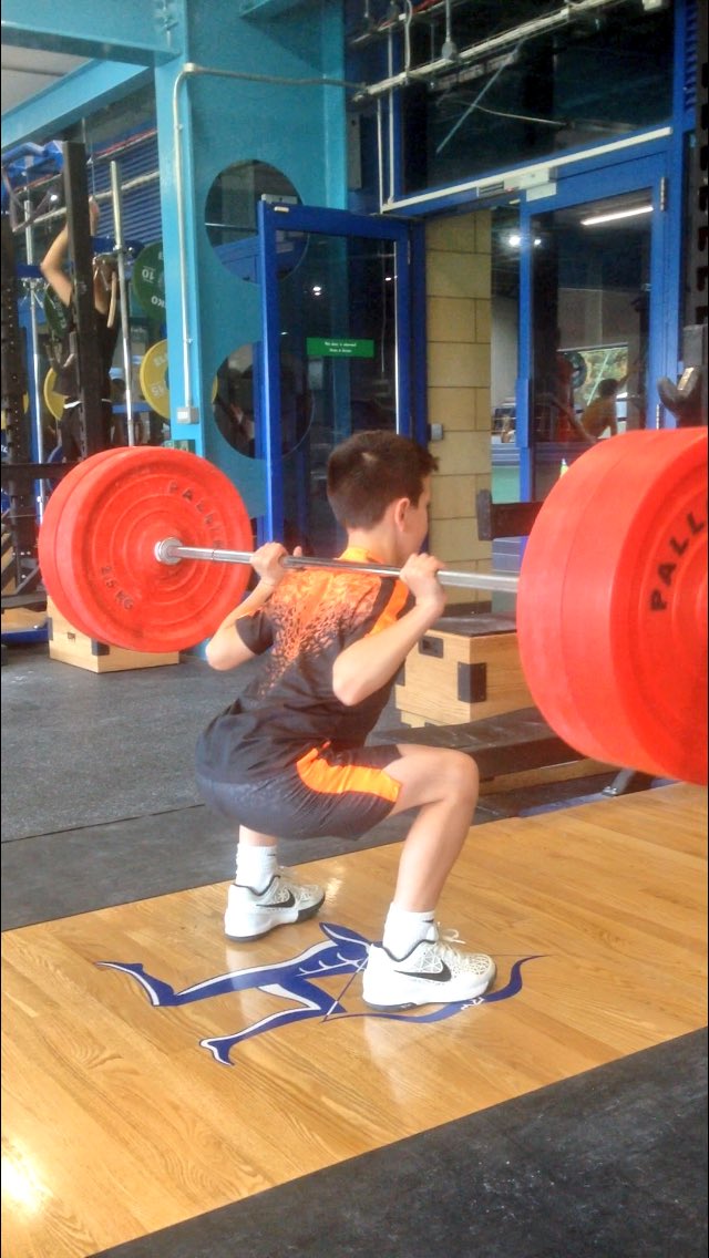 TomMathews14's tweet image. Throwing some quality shapes with the @XLTennisCardiff academy athletes! #shapes #movement #learntotrain 👍