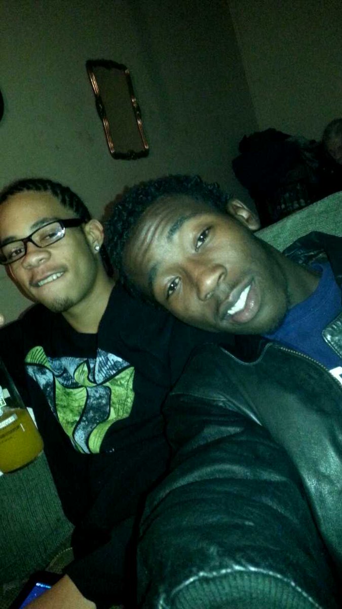 MillerKeon's tweet photo. Dark Nigga with a White smile✨💯 https://t.co/DqQOeWlVcf