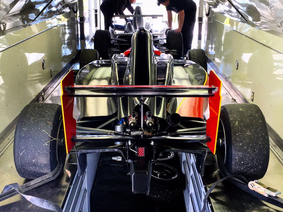 Jackie_J_Ding's tweet image. Awesome 3-Day test with @GroupARacing, 400 miles on our @FormulaLites car! New power update is superb! #140mphEasy