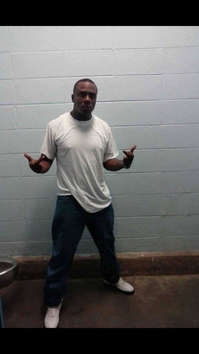 ValreeW's tweet photo. Free Butta kill https://t.co/3mjRKsUA53