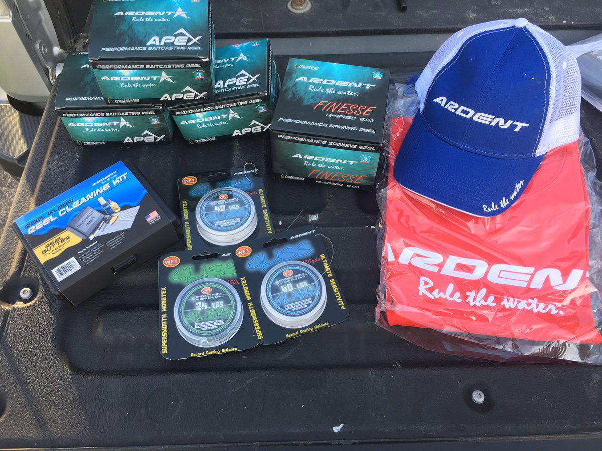 bcoyne890's tweet photo. @ArdentReels all my stuff came in!! Can't wait to hit the water tomorrow! #TeamArdent https://t.co/2GjIjhiFdI
