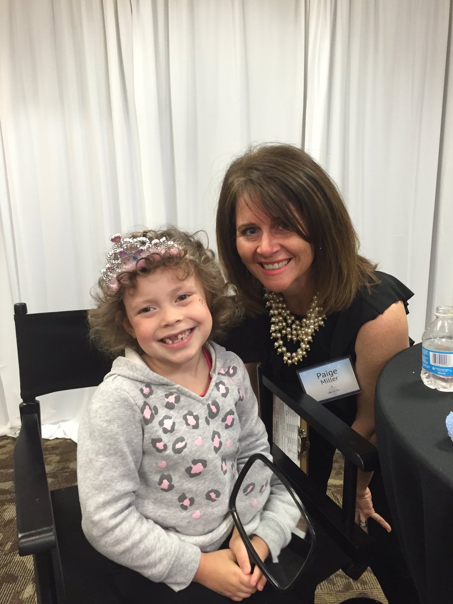 RileyKids's tweet photo. Spa guests today are being pampered leading up to Riley Cancer Center Prom tonight! https://t.co/OChNL8D8V0