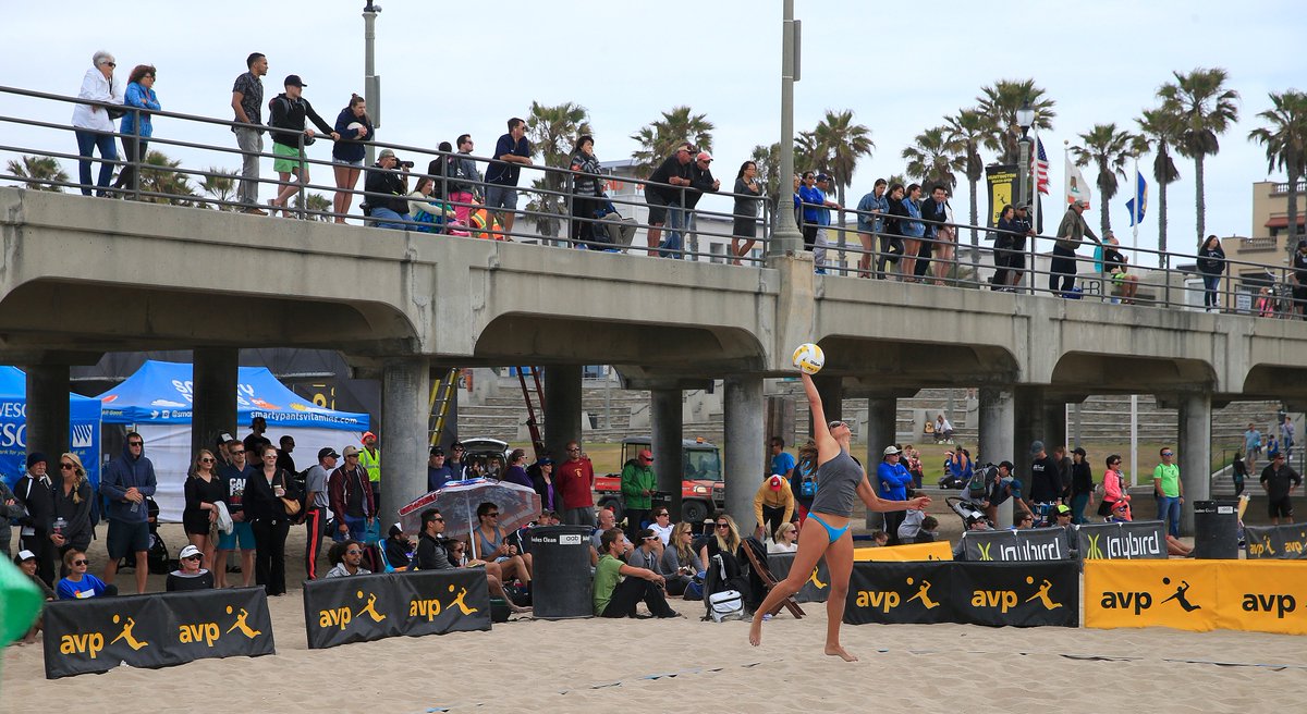 SurfCityFamily's tweet photo. Interesting:

Weather's cool, but the action is heating up at @avpbeach @HBSurfCityUSA and continues this weekend. #AVPStrong https://t.co/744jeBa3fg

— Allen J. Schaben (@alschaben) May 6, 2016