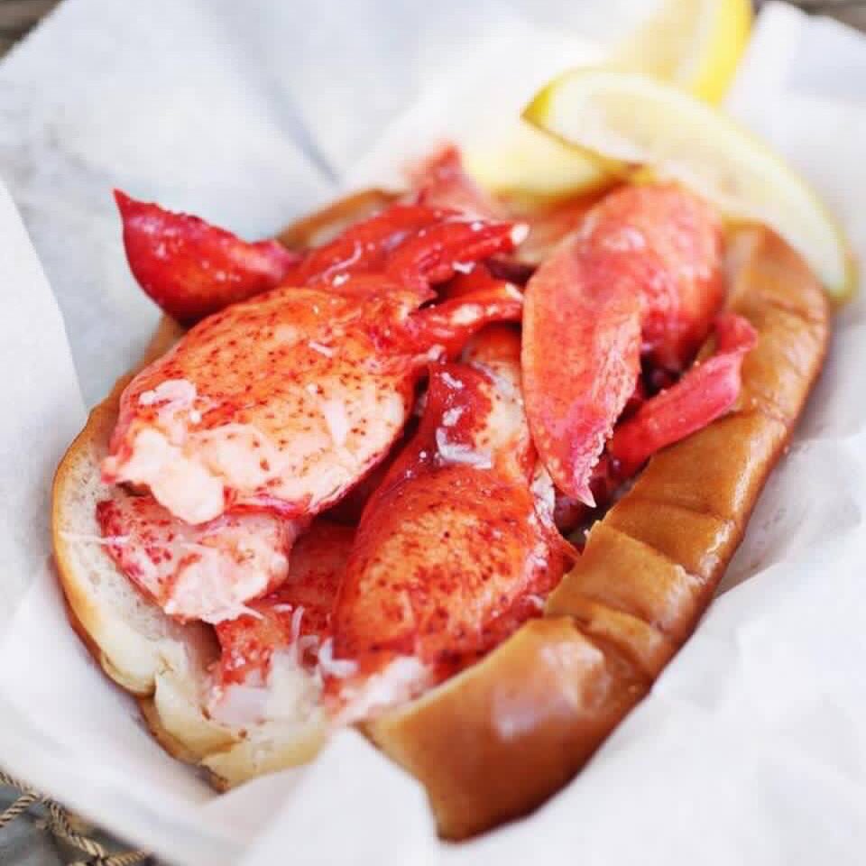 We are at #EatTheStreet in #franklintn tonight from 5-10. Treat yourself to lobster for dinner! #foodtrucks #foodie
