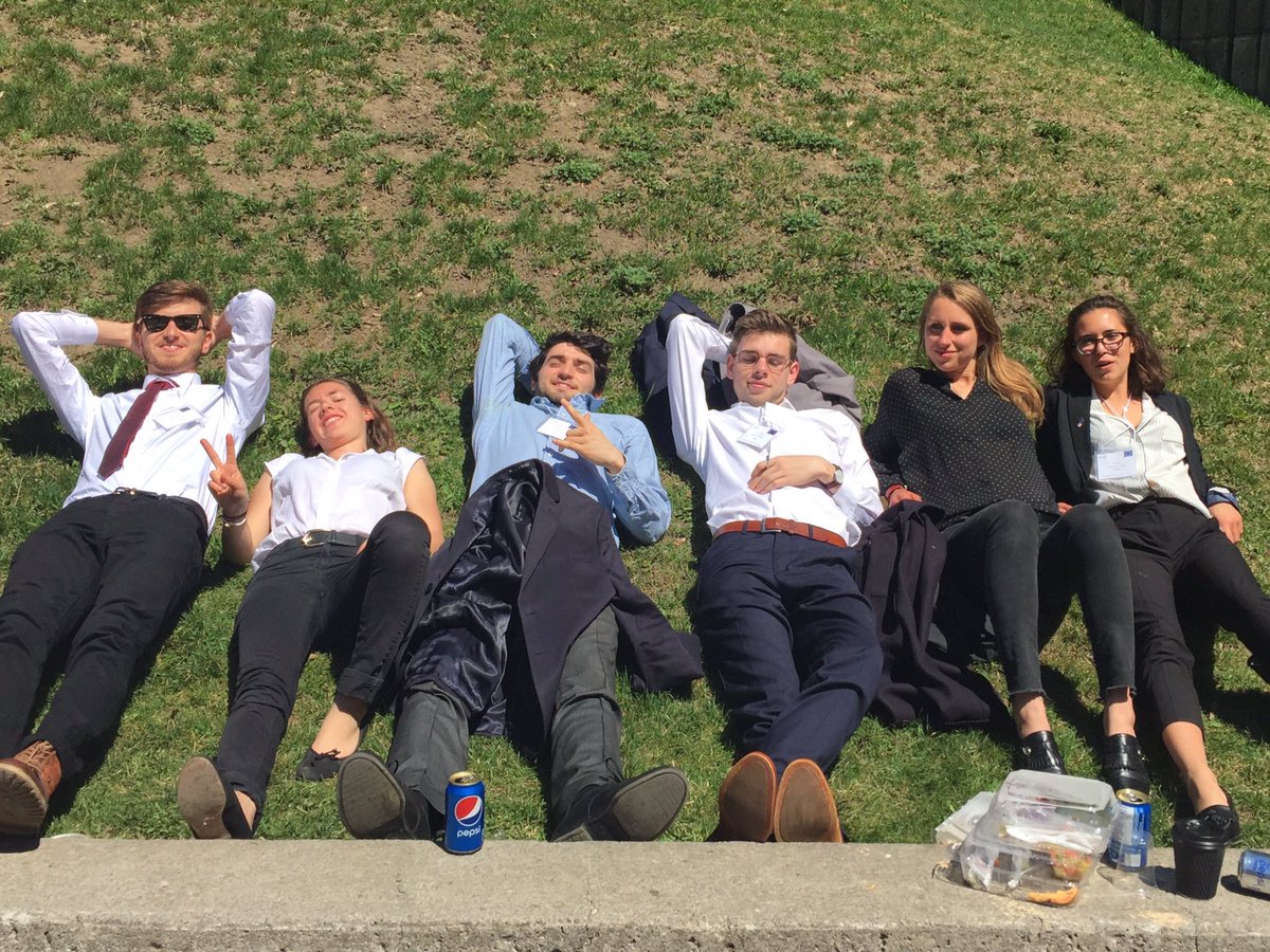 AutricheSCUE tweet media