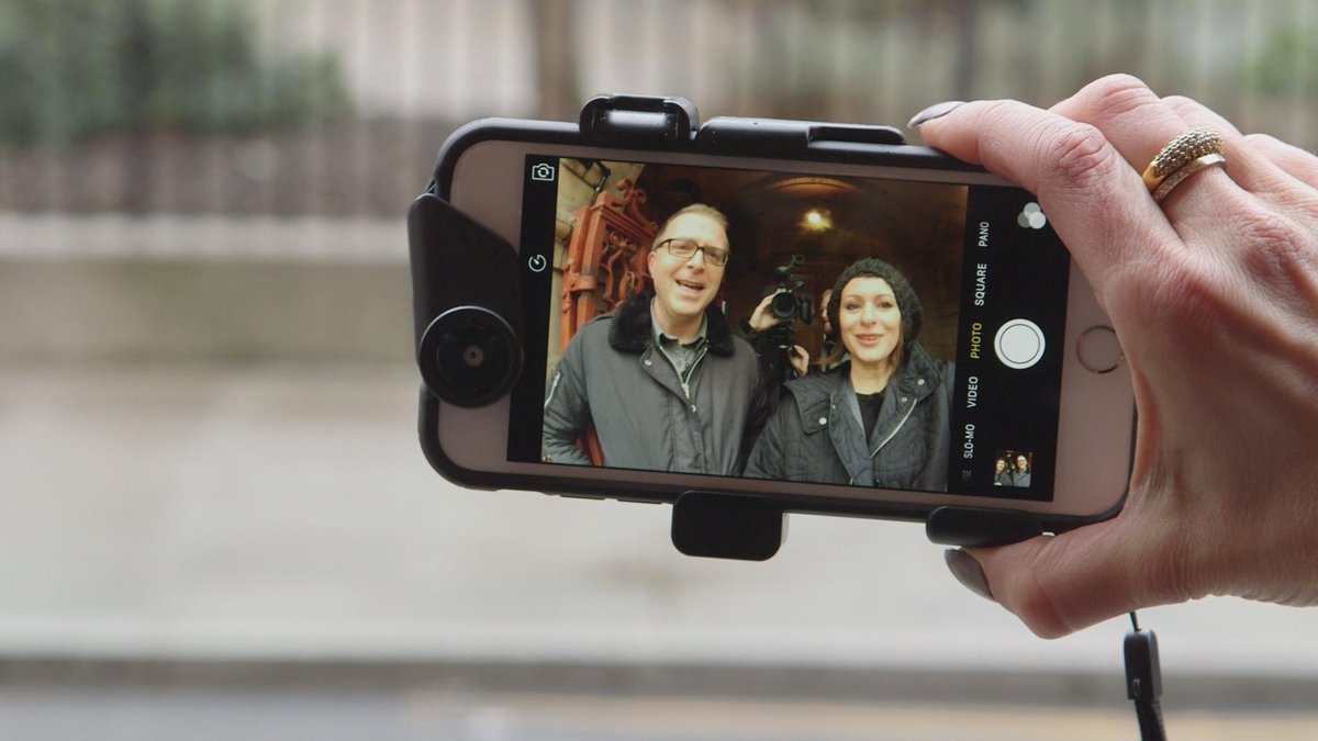 With the <a href="/Olloclip/">ōlloclip</a>, the fisheye lens gives variety to your basic phone camera #GadgetBuzz