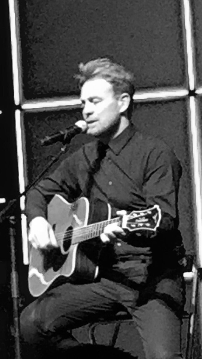 redhotjane's tweet image. Wowsers!! @JDonOfficial looking and sounding amazing tonight!!! Xxx #stillgotitJase #pullingmethrough