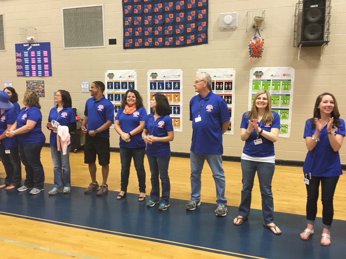 NatcherElem's tweet photo. Thank you to our wonderful PTO for a great Teacher Appreciation Week and for our new shirts! #wcpsleads https://t.co/H9vUTPy5ic