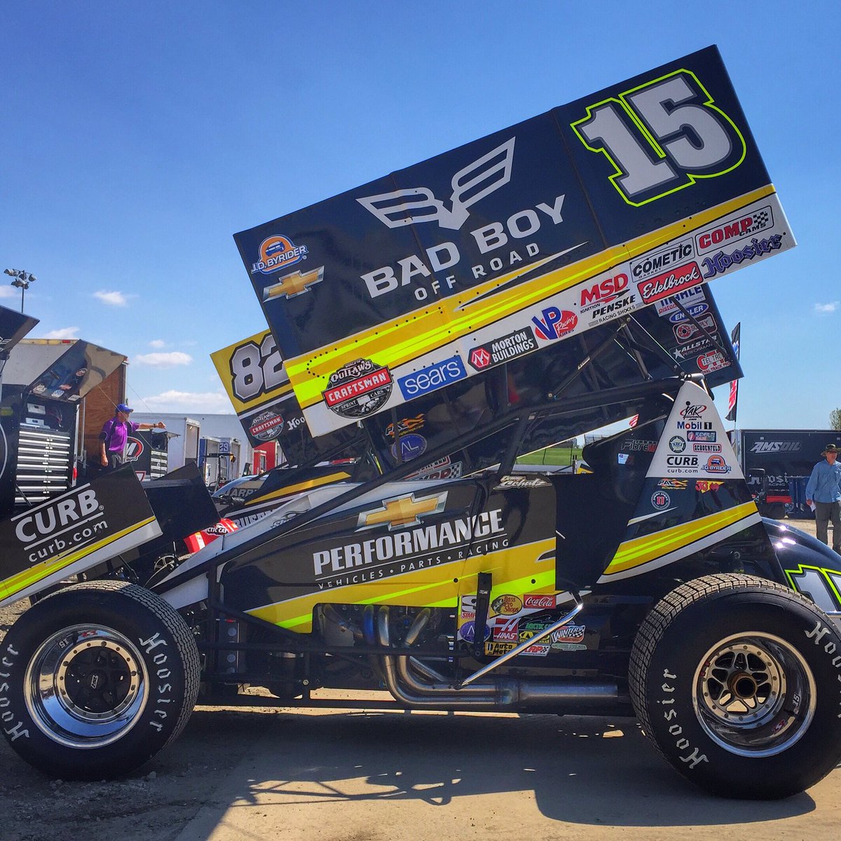 TonyStewart_Rcg's tweet photo. New look. New color. Same Winning Attitude. Driven by the Bold. @donnyschatz debuts a new car tonight at the Big E. https://t.co/7ZbfIinQUj