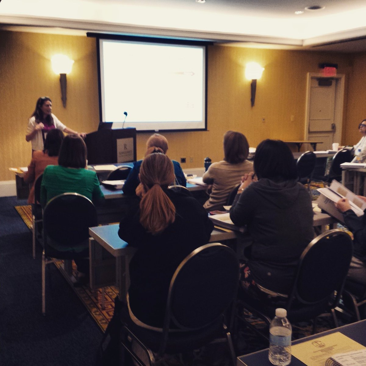 NAPSW's tweet photo. #PerinatalSocialWorkers have the opportunity to learn about multiple things at the #NAPSW2016 conference! #NAPSW https://t.co/M9KjDegosy