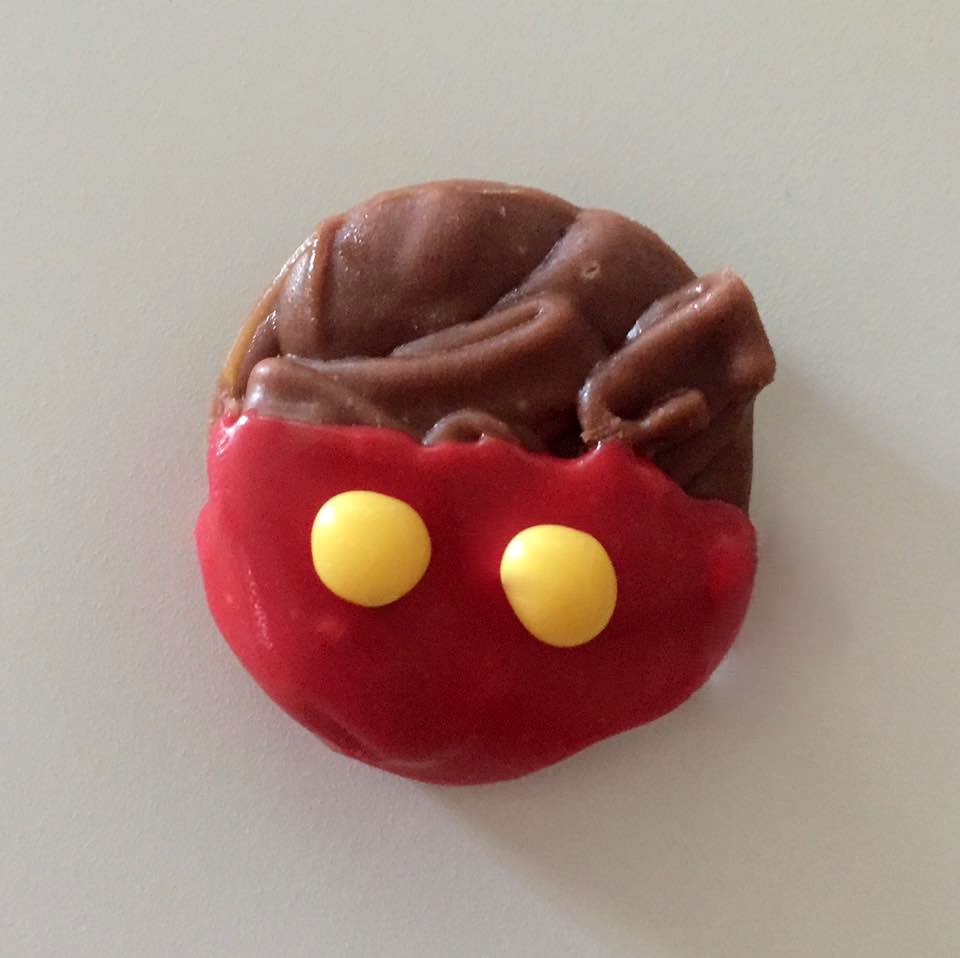 bbmidgetautopia's tweet photo. Tomorrow is the 1st annual Chocolate Walk in Marceline. Anyone feel like a piece of Mickey Fudge? #WDHM #MickeyMouse https://t.co/Tnvcw7bDyl