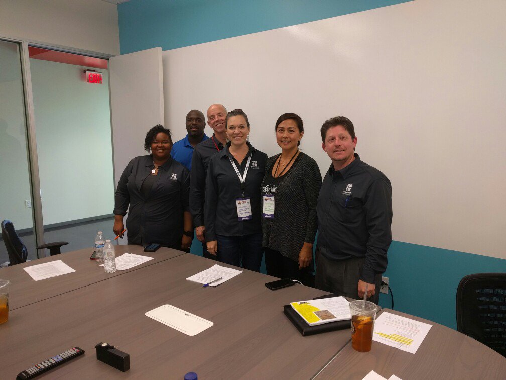 Learning2BAgile's tweet photo. #agilearizona Ready for our presentation! @blueprinterin @marmykode @Agile_Mark @agileschools @eduscrum https://t.co/H1JgJiwfaC