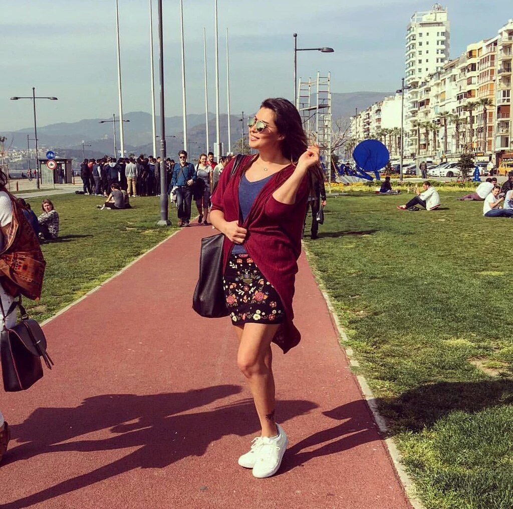 ceydosss13's tweet photo. Güzellik seni cok özlemiştik hosgeldin Ceyda GeriDönüyor https://t.co/5YP9n0NIU6