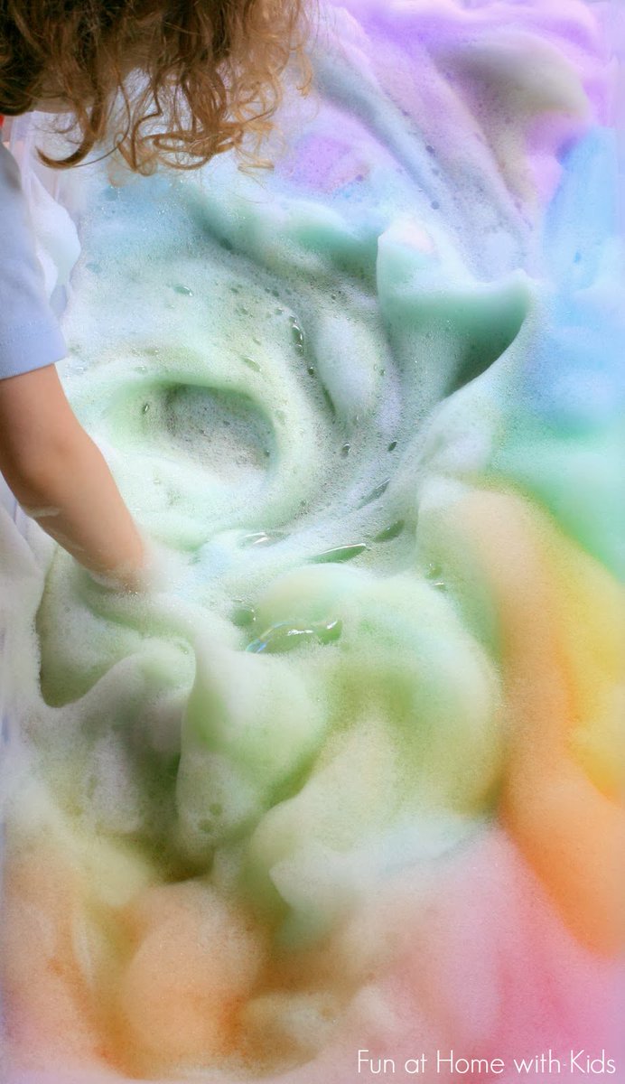 Natures_Own's tweet photo. These rainbow soap foam bubbles are quick, clean &amp; #KidApproved! // via #FunatHomewithKids. https://t.co/kuUO28FmRL https://t.co/AdFrBQA2iK